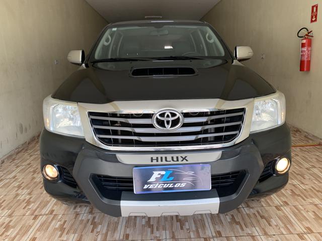 Hilux 2014/2014 srv automática muito nova ! - Foto 2