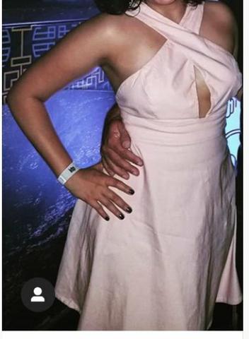 Vendo vestido salmao tamanho G marca Lorena Vieira - Foto 3