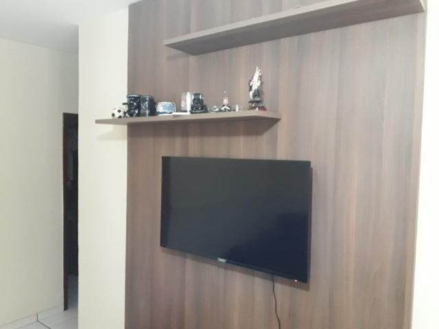 Casa aconchegante em condomínio - Foto 2
