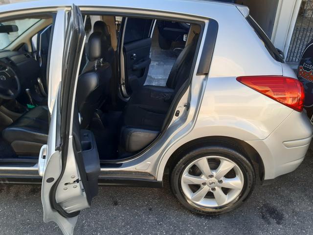 Tida Hatch, S 1.8 Total Flex ano 2012 cor Prata Completo - Foto 8