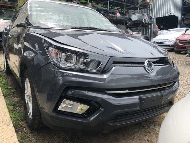 Ssangyong Tivoli 1.6 2018 Gasolina vendido em peças - Foto 2