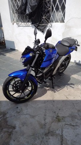 VENDO YAMAHA FAZER FZ25 2018