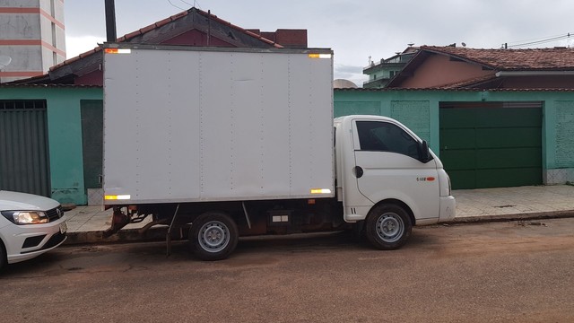 CAMINHÃO HR