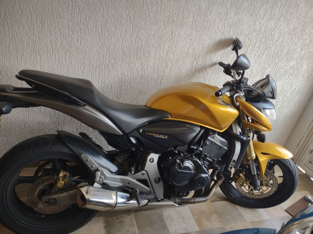 HONDA CB600F HORNET