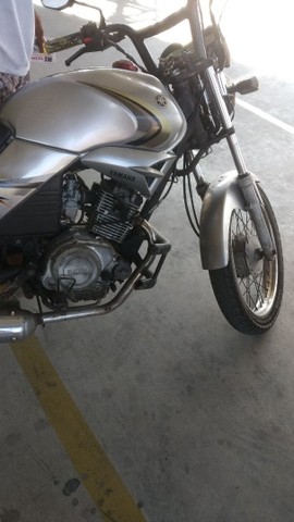 YAMAHA YBR 2004