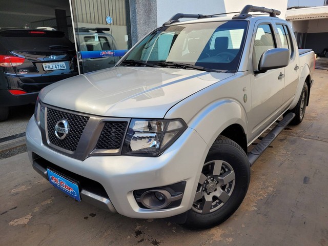 FRONTIER 2012/2013 2.5 SV ATTACK 10 ANOS 4X2 CD TURBO ELETRONIC DIESEL 4P MANUAL