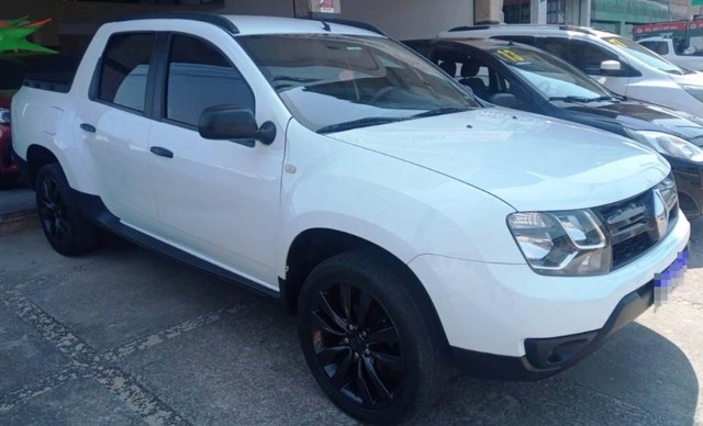 DUSTER OROCK 1.6 DYNAM 2018 COM GNV