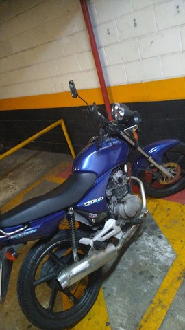 VENDO HONDA 150 CG OU TROCO POR MOTO MAIS NOVA