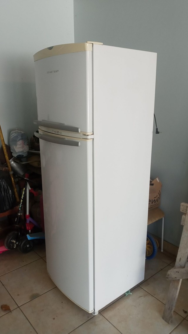 Vendo geladeira brastemp - Foto 2