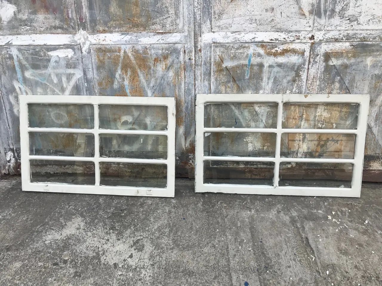 2 folhas internas com vidro de janela venezia