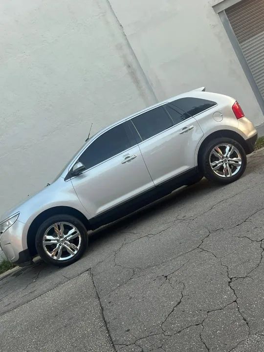Ford Edge bem conservado 