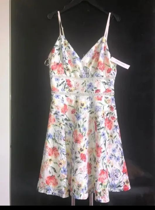 Vestido Floral Branco