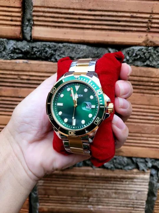 Relógio de luxo dourado e prata um clássico de elegância  e sofirticação aceitamos cartão  - Foto 3