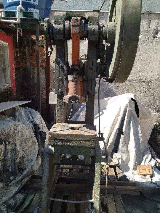 Prensa excêntrica 25 tons  - Foto 3
