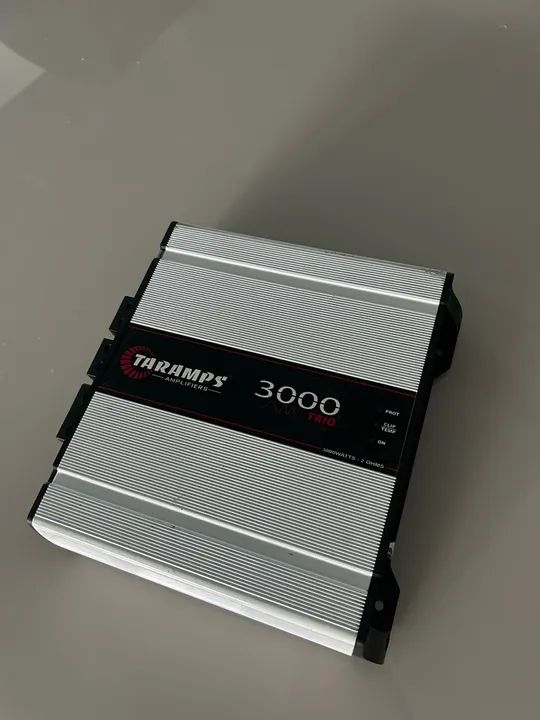 Amplificador Taramps 3000 Trio 3000 Watts RMS 2 Ohms