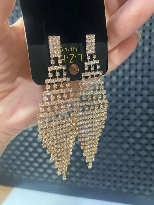 Brinco Dourado com Strass  - Foto 5