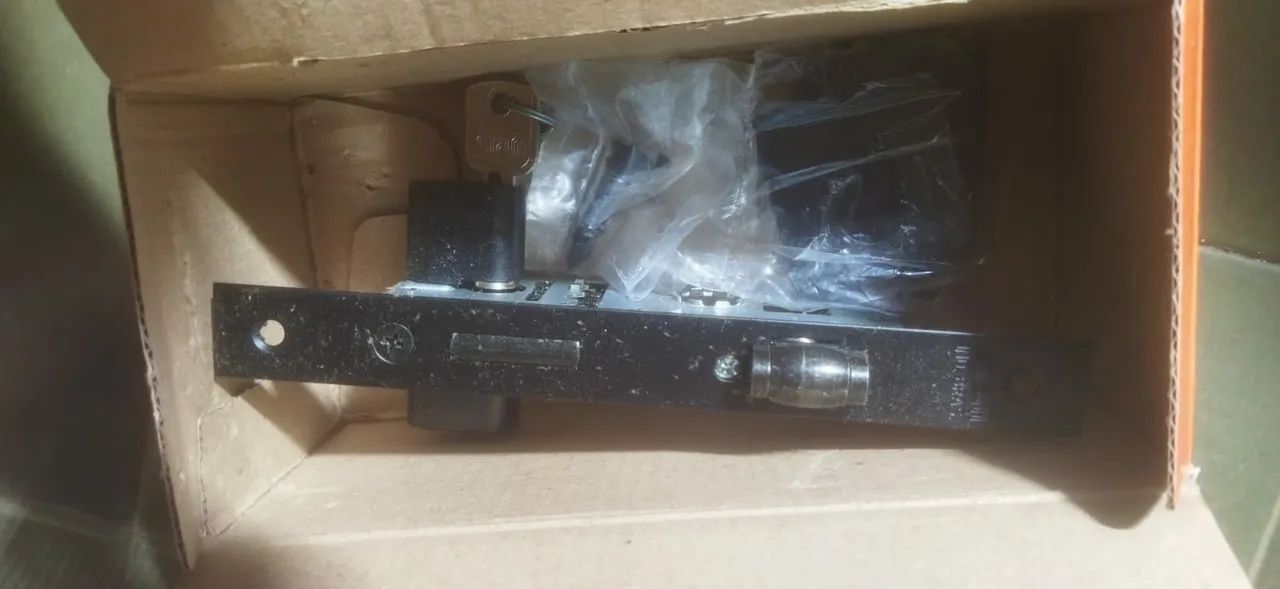 Fechadura pivotante - Foto 2