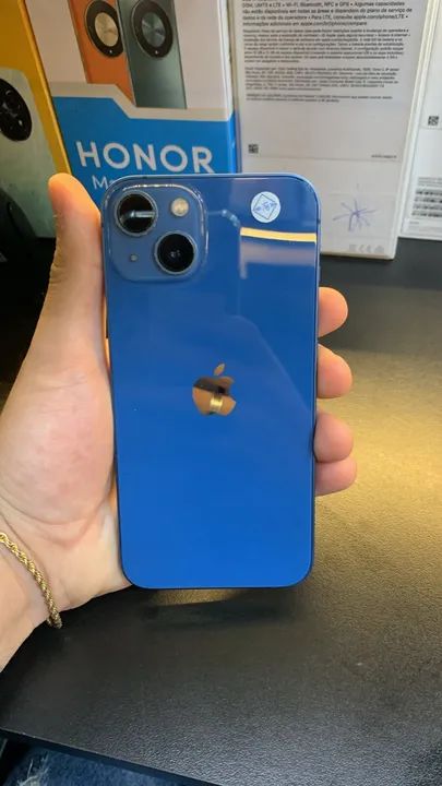 iPhone 13 azul
