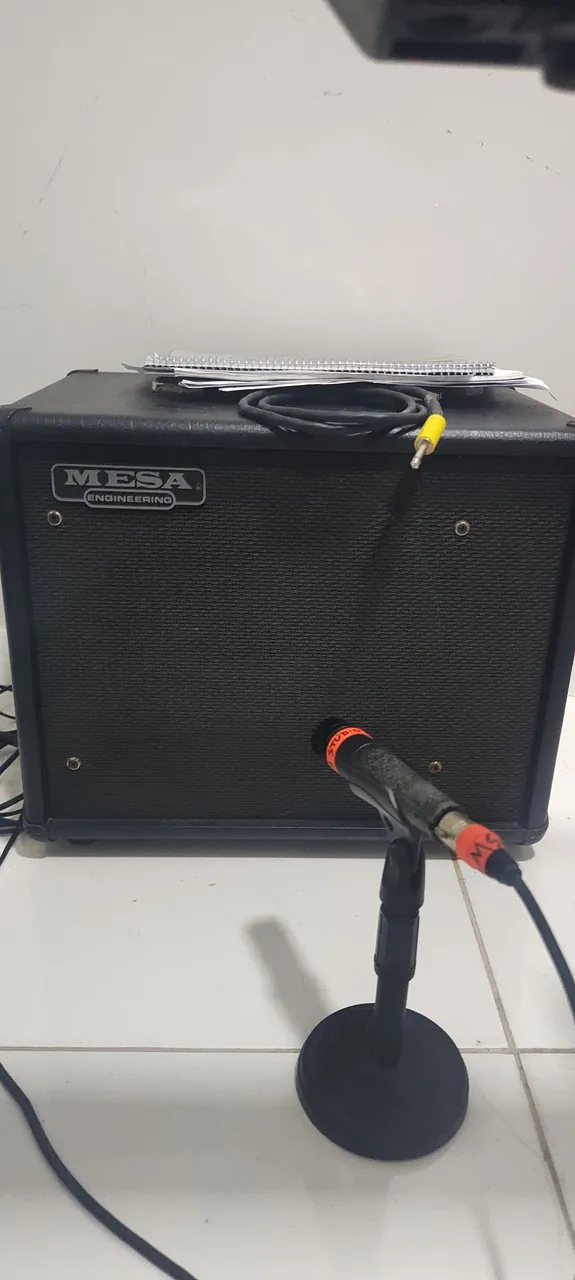 Gabinete Mesa Boogie Black Shadow - 90w