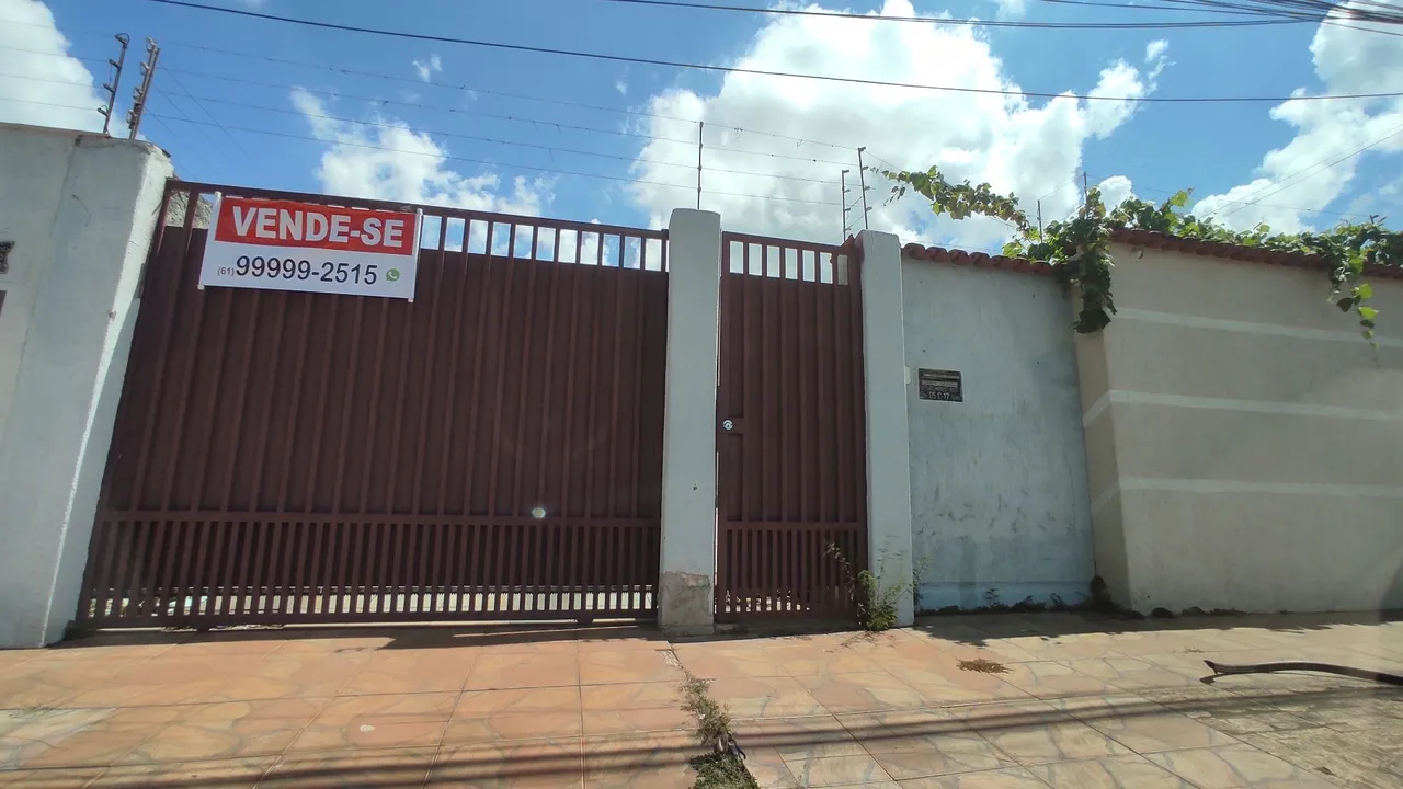 Duas casas 2 e 3 quartos