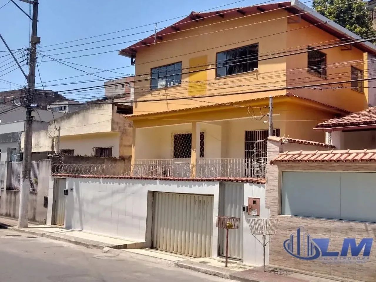 CASA DUPLEX NO BAIRRO IPIRANGA COM 03 QUARTOS SENDO 02 SUITES (01 SUITE MASTER COM HIDRO),