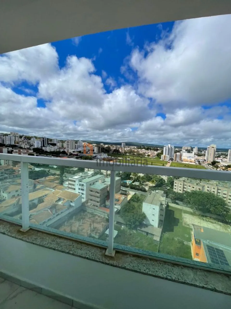 Apartamento à venda, Candeias Vitória da Conquista BA