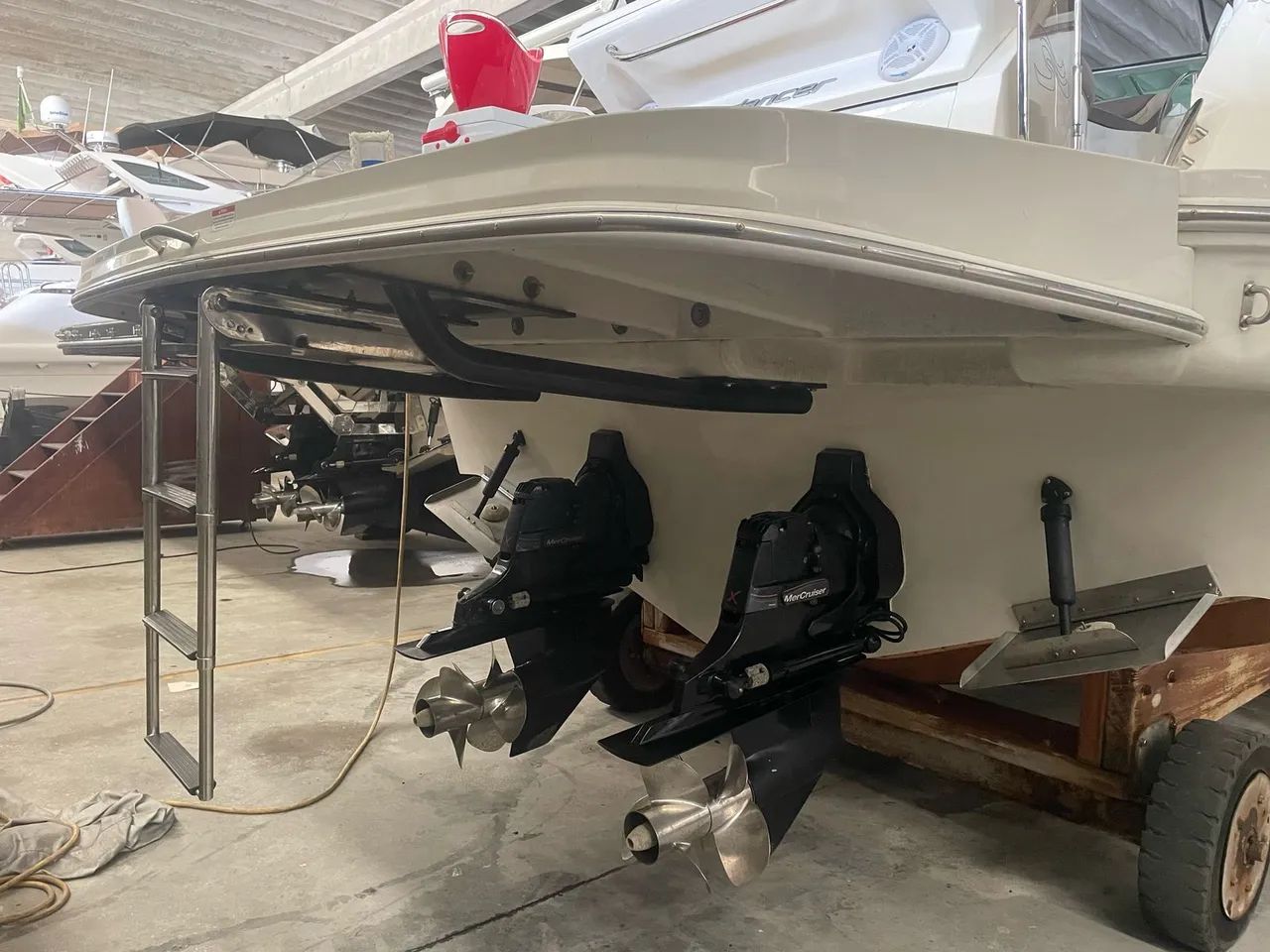 Sea Ray 375 - 2014 x2 Mercruiser 320 HP ñ Phantom Ventura Fs Nx Aramda Real - Foto 9