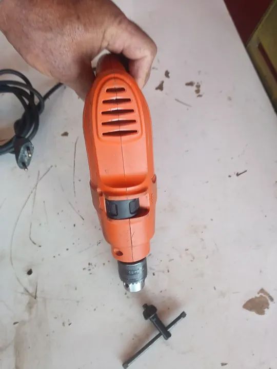 Furadeira Black & Decker560 watts  - Foto 6