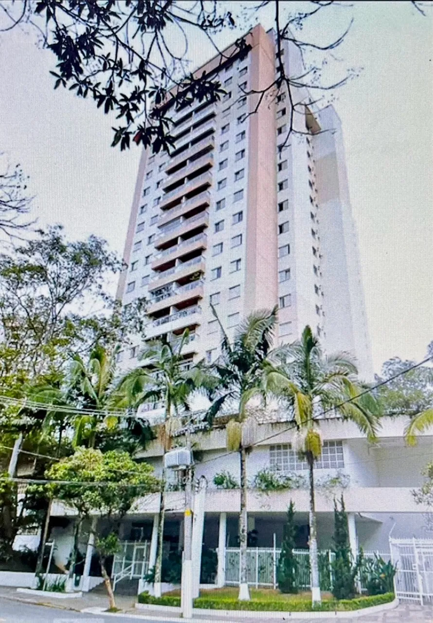Apto pronto para morar em ótimo condomínio na Vila Andrade/Morumbi.