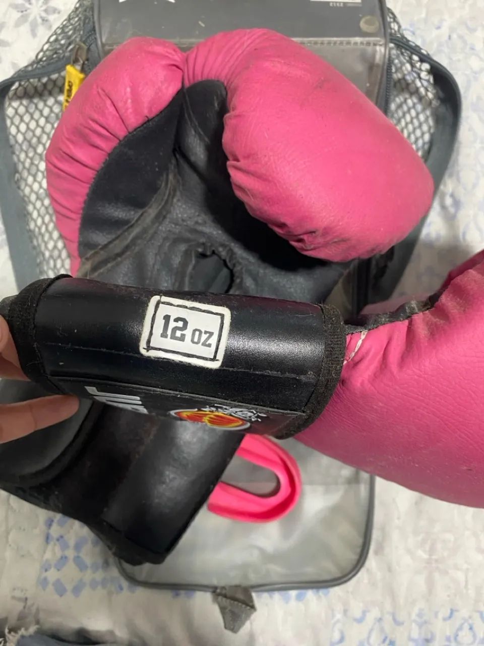 Luvas de Boxe Muay Thai Rosa Everlast TAM 12 Oz - Foto 2
