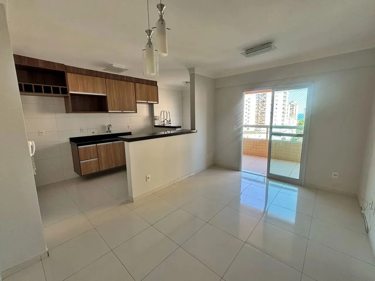 Imóvel para venda com 65 metros quadrados com 2 quartos em Guilhermina - Praia Grande - SP