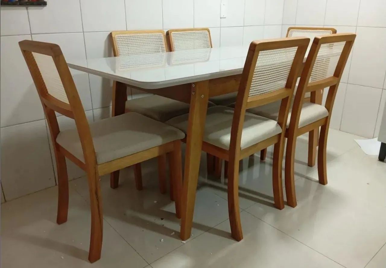 Mesa de Jantar com 6 Cadeiras  madeira com vidro  - Foto 2