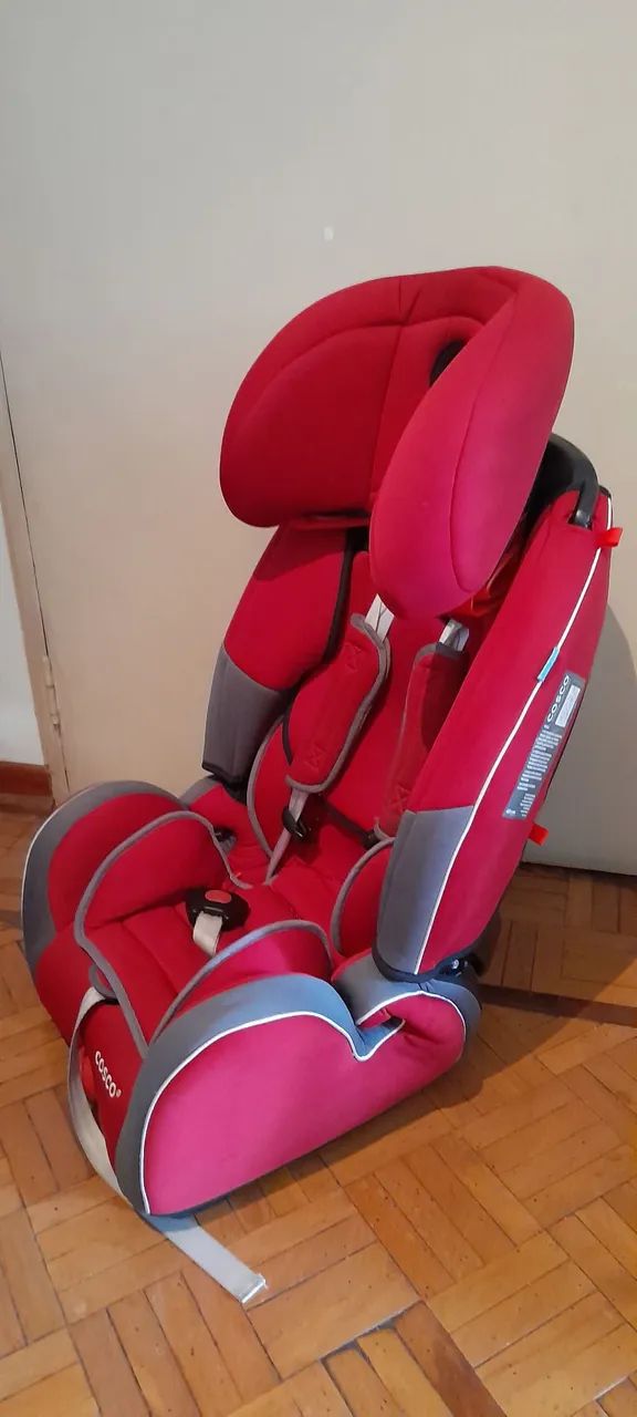 Cadeira infantil de carro , marca COSCO - Foto 2