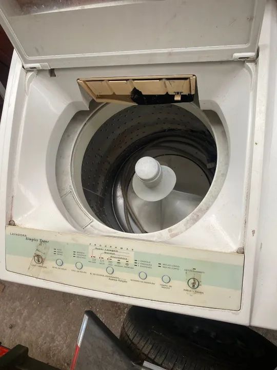 Muito Barata!!!  Máquina de Lavar Brastemp 5kg