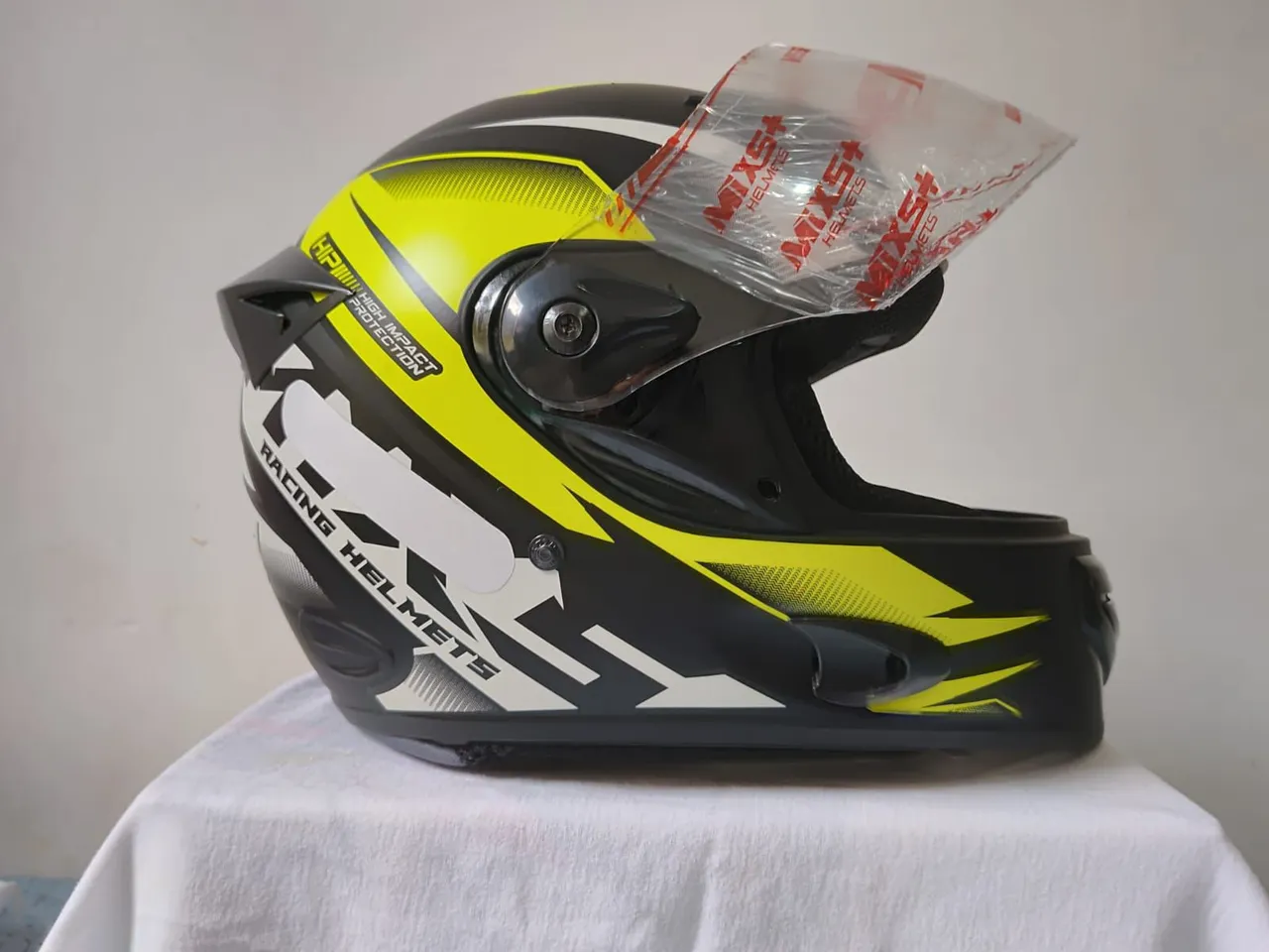 Capacete mixs Novo, Tamanho 62