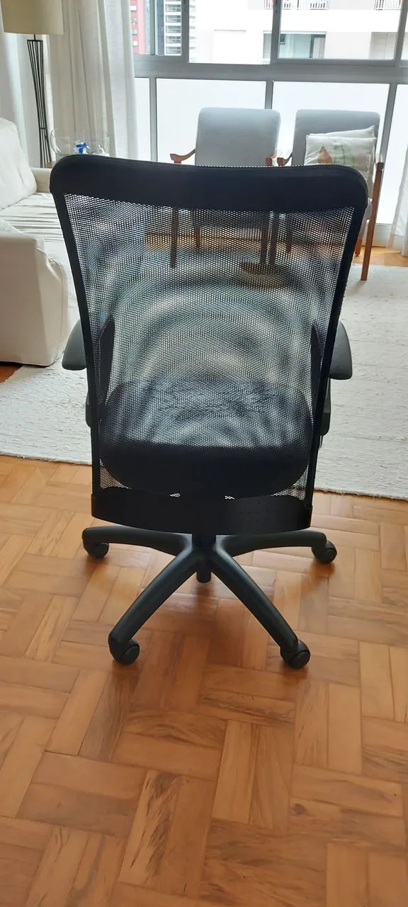 Cadeira de Escritório Executiva Giratória com Rodinhas - Foto 3