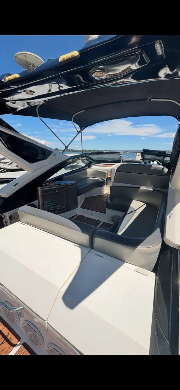 Lancha 1/5 Royal Mariner 30 pés 2018 - Foto 7