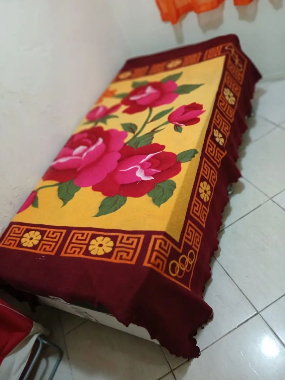 Cama Solteiro com colchão 