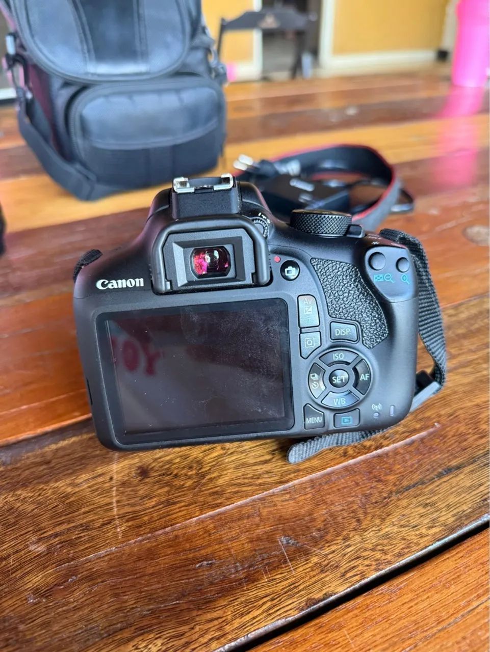 Câmera canon EOS 1300D - Foto 2