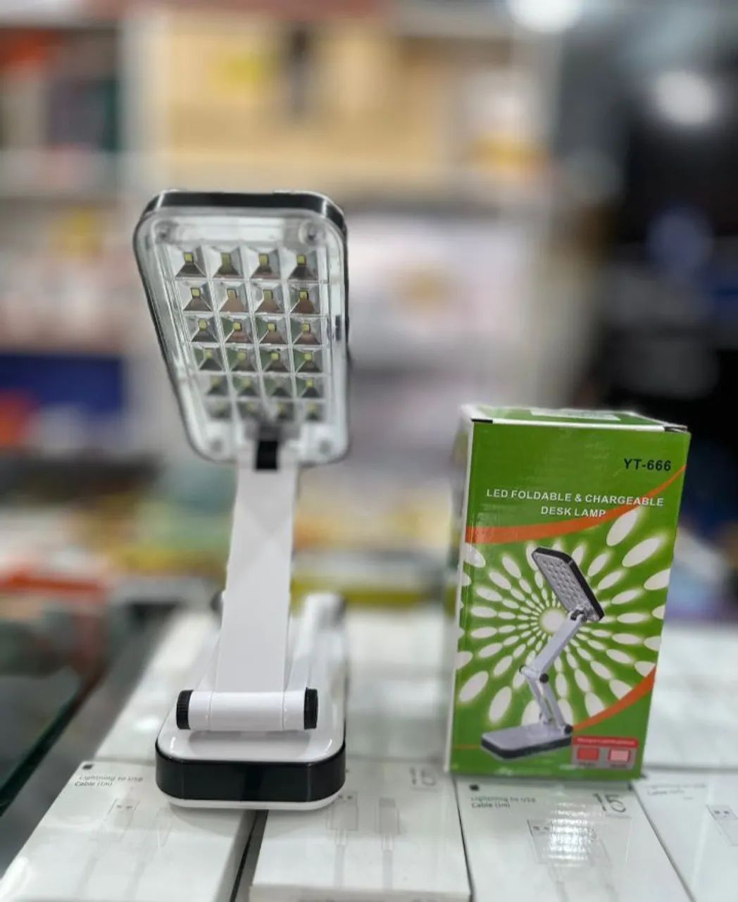 Luminária de Mesa LED Dobrável e Recarregável YT-666