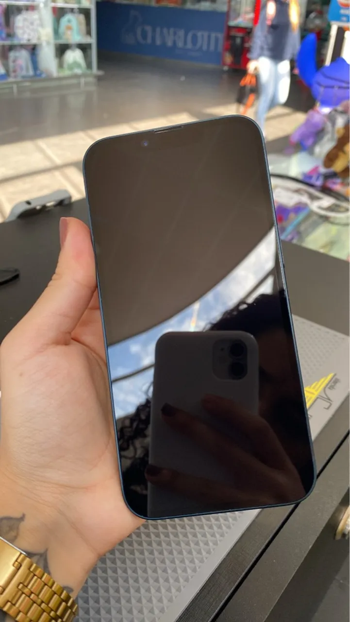 Vendo iPhone 14 na caixa