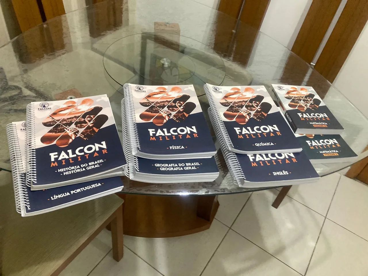 Apostilas  Colégio e Curso Falcon