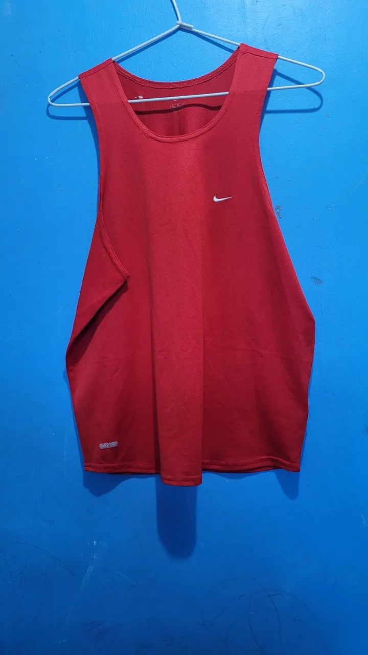 Combo camiseta levis e nike P masculina  - Foto 4