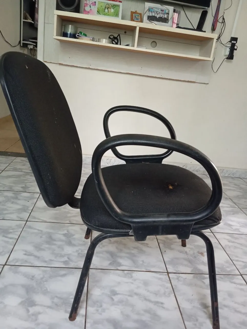 Cadeira de Escritório Ergonômica - Conforto e Suporte
