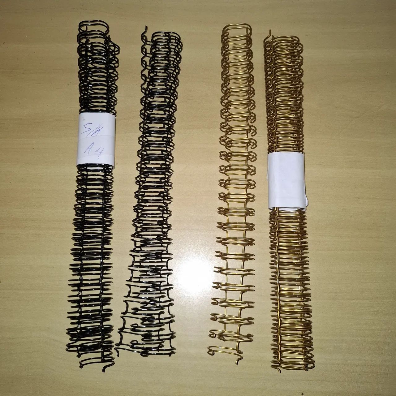 Vendo espirais para encadernação dupla64672973761665121