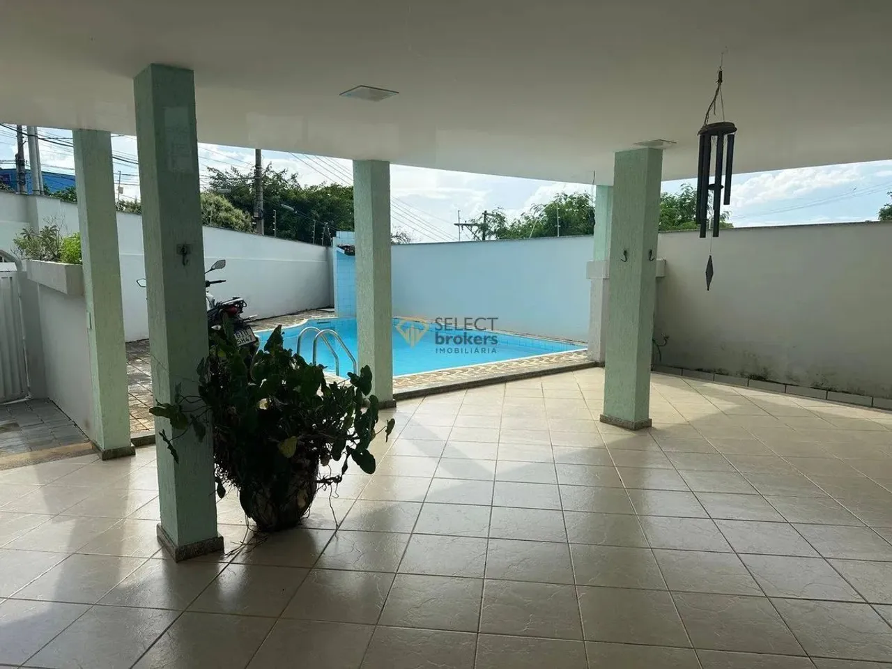 CASA TRIPLEX À VENDA NO BAIRRO MOACIR BROTAS