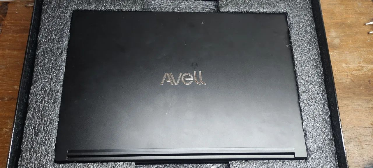Notebook Avell A70 Mob com defeito 