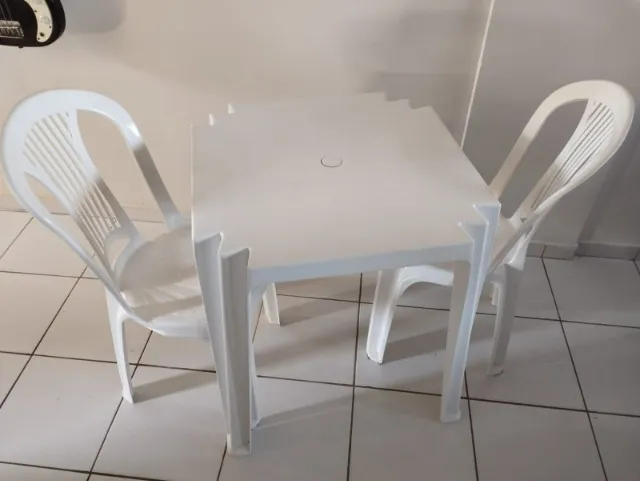 Conjunto Mesa + 2 Cadeiras Tramontina