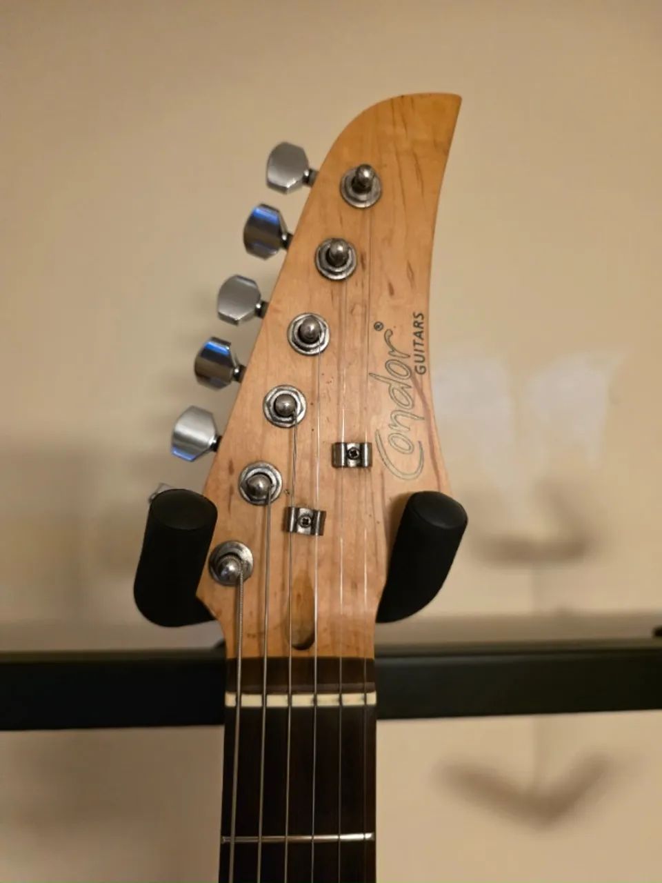 Strato Guitar Rosa Guitarra Stratocaster Rosa Com Upgrade - Instrumentos musicais ...