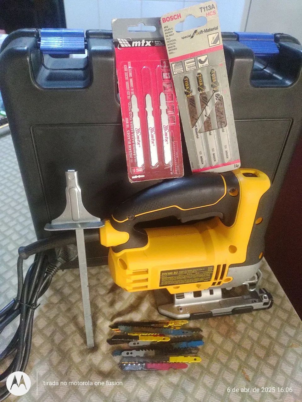 Serra Tico Tico Dewalt Orbital com Maleta  - Foto 2